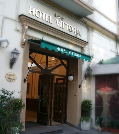 Hotel Vittoria Помпей Екстериор снимка