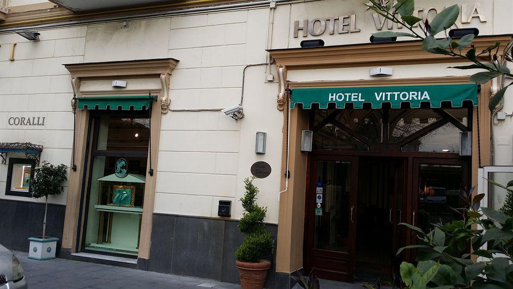 Hotel Vittoria Помпей Екстериор снимка