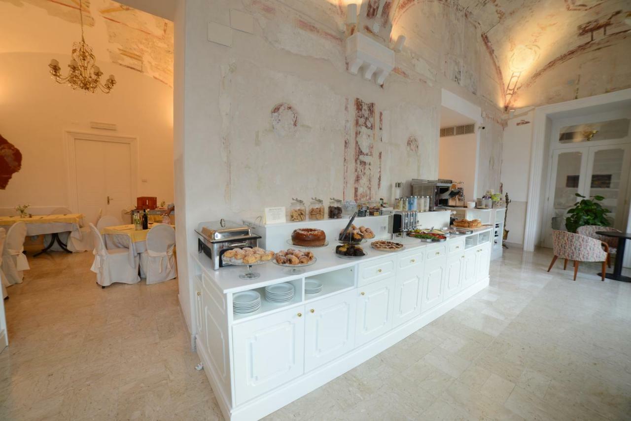 Hotel Vittoria Помпей Екстериор снимка